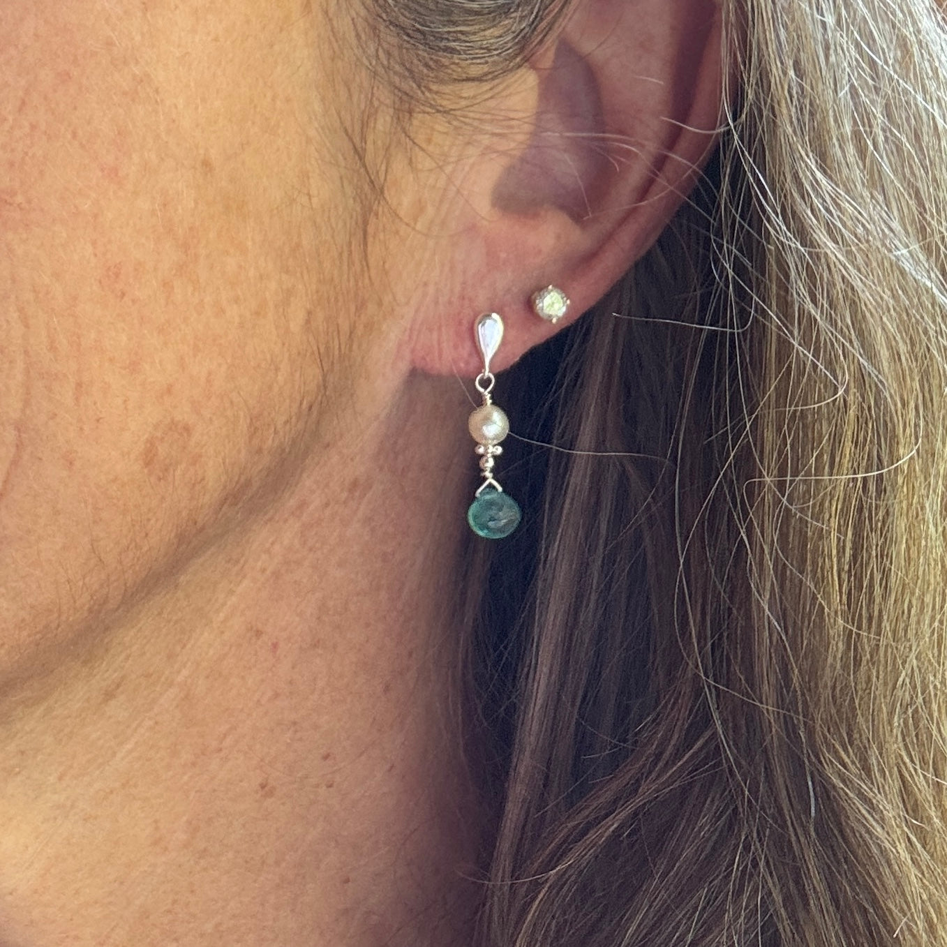 Pariba Teardrop Pearl Post Earrings