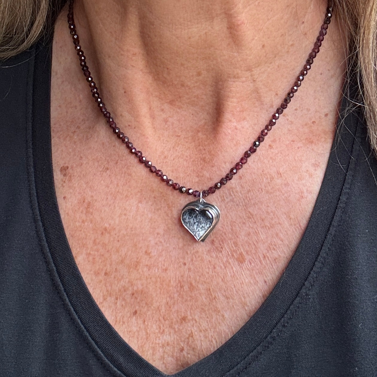 Dendrite Heart & Garnet Bead Necklace