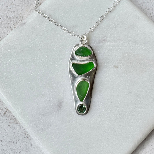 Kelly Green Sea Glass 3-Stone Necklace