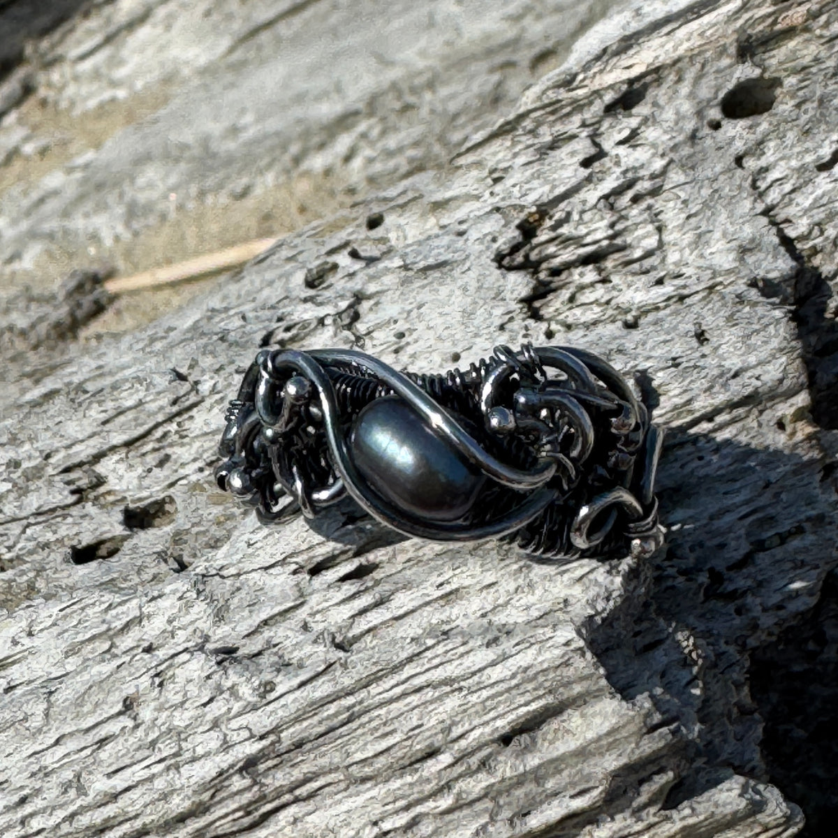 Black Pearl Silver Woven Ring