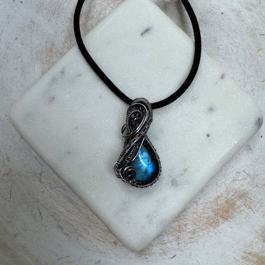 Labradorite Woven Necklace