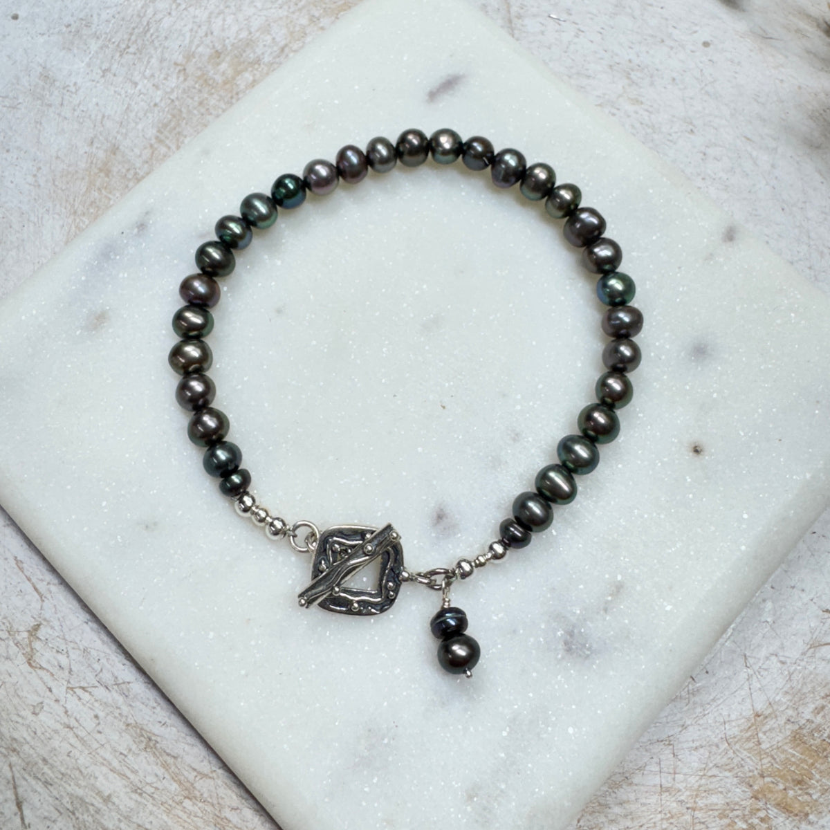 Peacock Pearl Toggle Bracelet