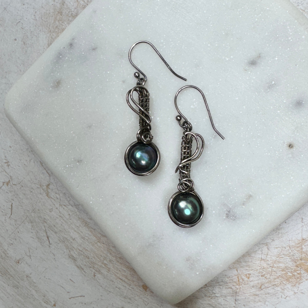 Peacock Pearl Silver Woven Earrings