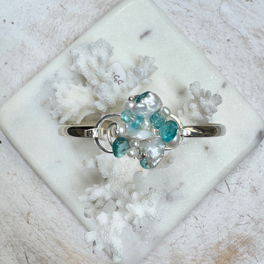 Pariba Apatite & Pearl Hinged Bangle Bracelet