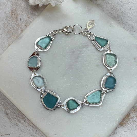 Aqua Blues Bezel Set Bracelet