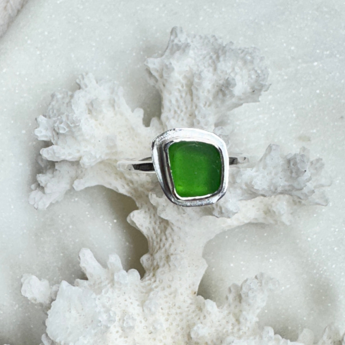 Kelly Green Sea Glass Silver Stacking Ring (Size 6)