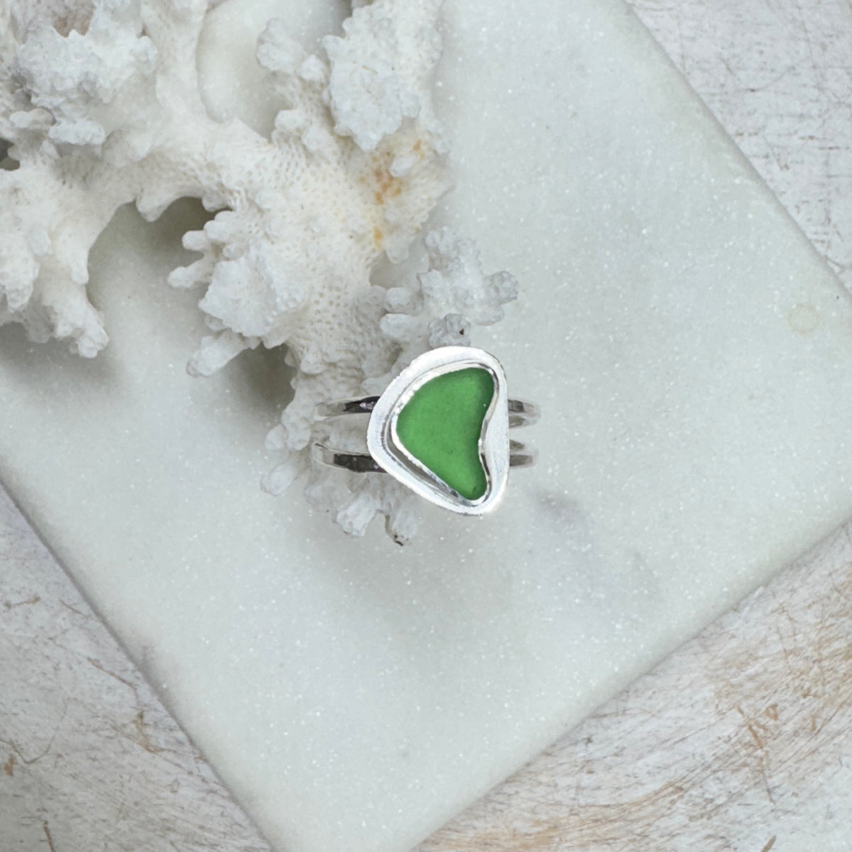 Kelly Green Sea Glass Double Band Silver Ring (Size 8)