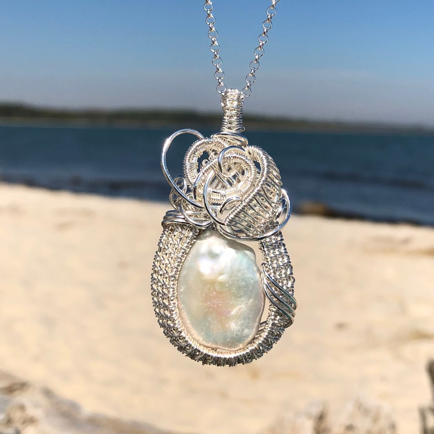 Pearl Oval Silver Woven Necklace