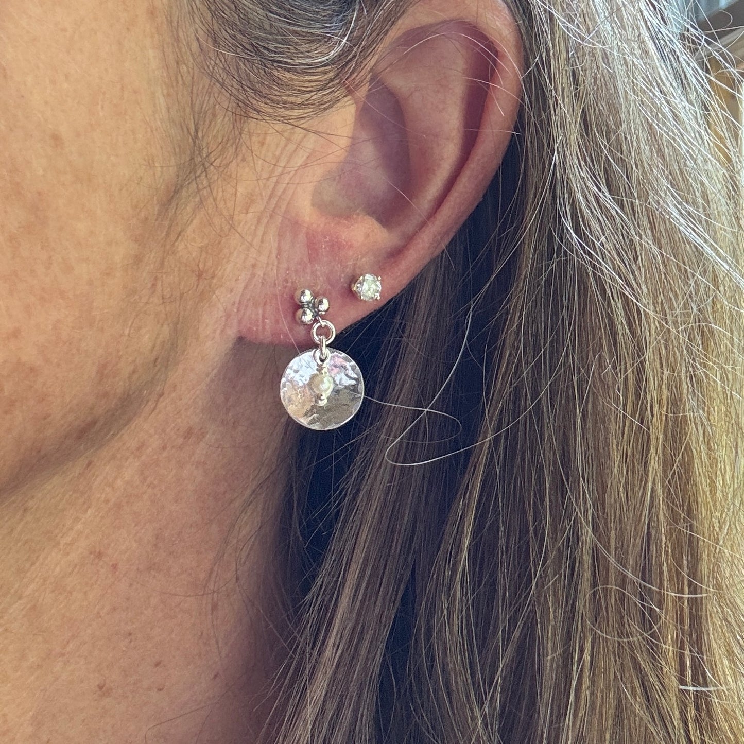 Small Silver disk Pearl Post Earrings
