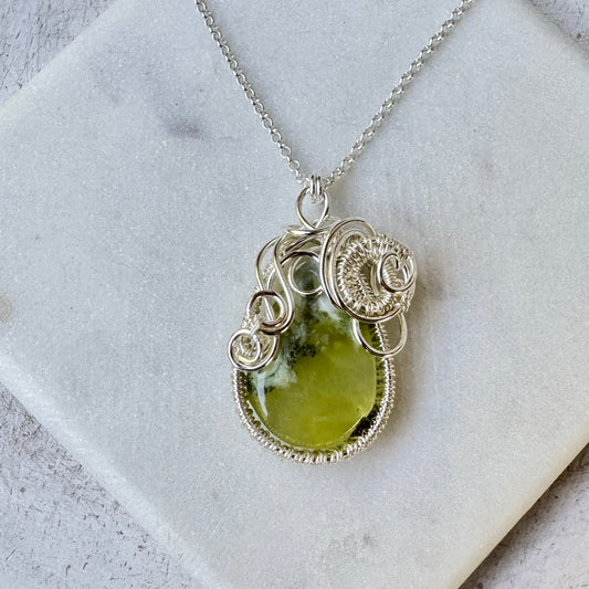 Prehnite Woven Silver Necklace